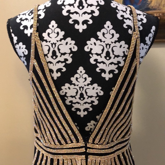 ⭐️Jovani Iridescent crystal beaded deep v back lined dress - Picture 7 of 16